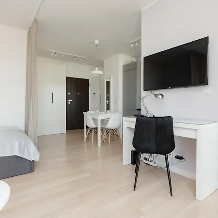 Beautiful Studio With Parking Warsaw Grzybowska By Noclegi Renters Екстер'єр фото